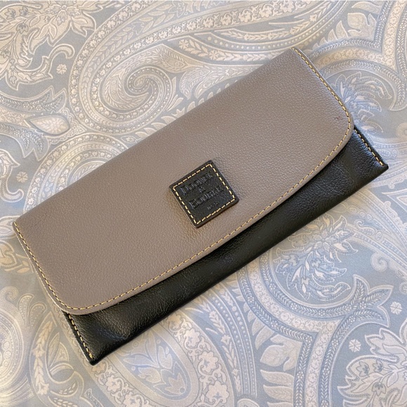 Dooney & Bourke Accessories - Dooney & Bourke | Wallet Card Holder
